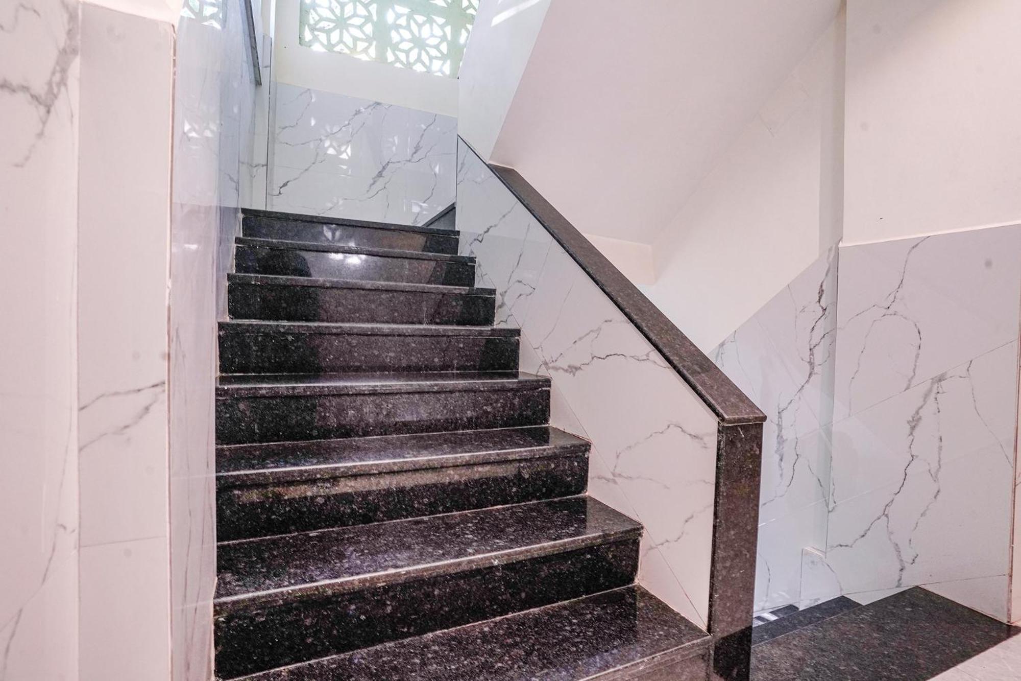 Hotel Fabexpress Utsav Residency - Nr Panvel Jāmb Exterior foto