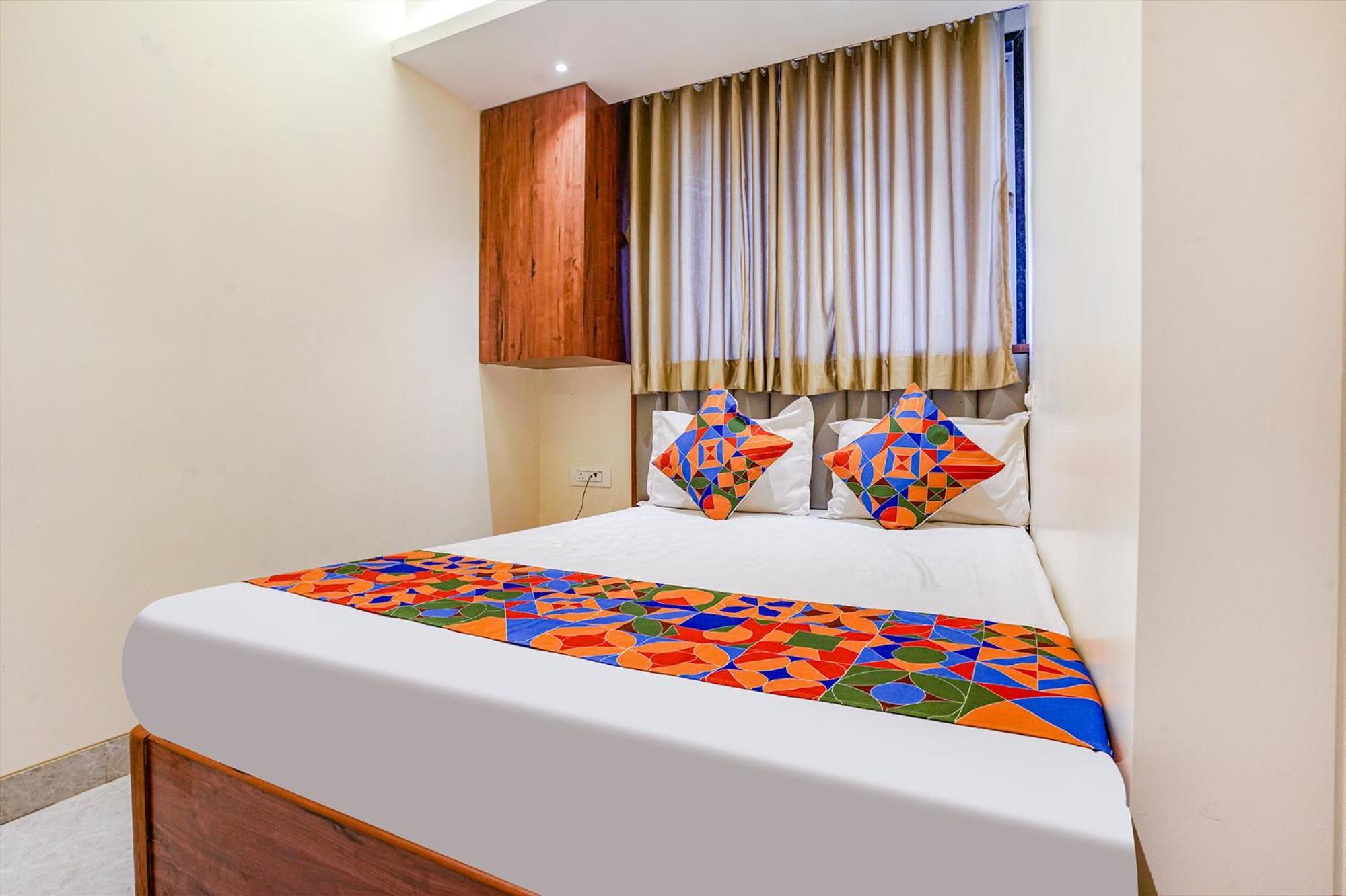Hotel Fabexpress Utsav Residency - Nr Panvel Jāmb Exterior foto